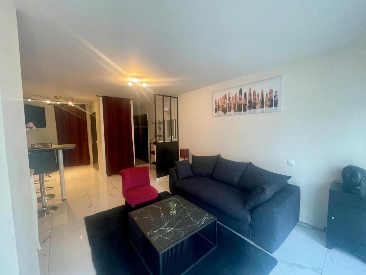 Studio Barok Proche Autoroute, Plages Et Attractions, Wifi - Tv, Calme Bessan Exterior photo